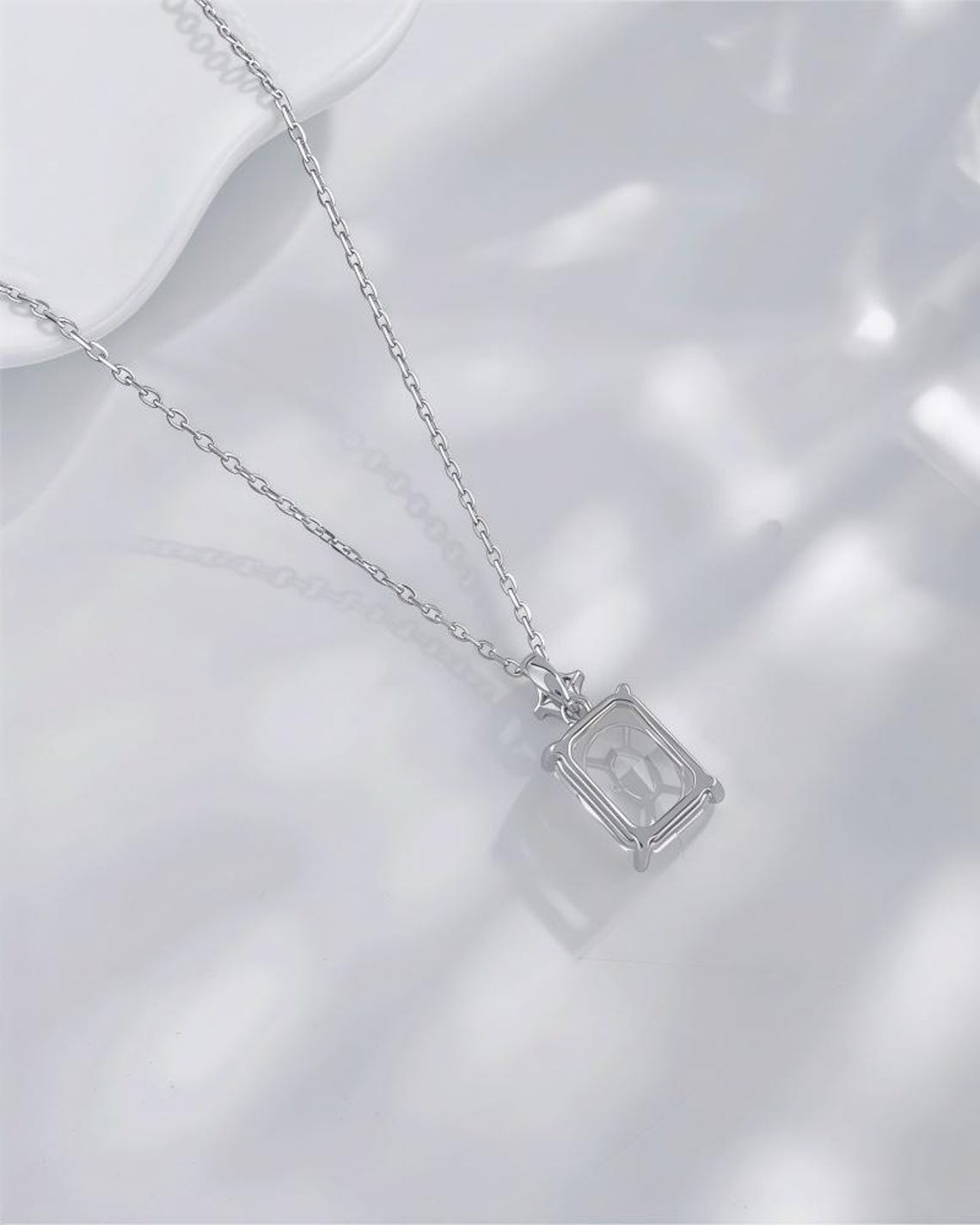 3 CT Radiant Cut VVS1 Solitaire Moissanite Wedding Pendant 14K White Gold Plated