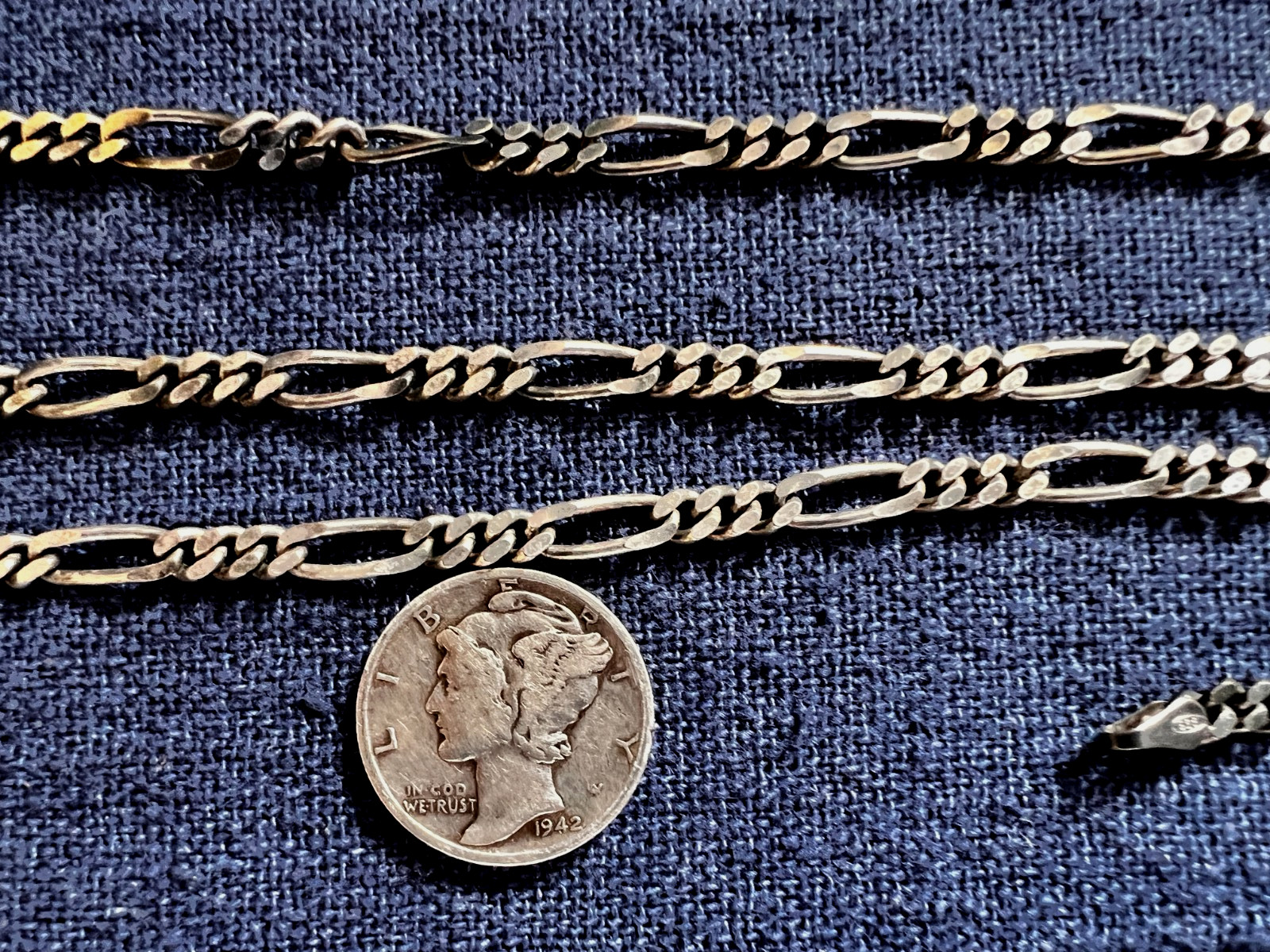 23 1/2 Inch Long Sterling Silver Figaro Chain Lobster Clasp Italy Tarnished