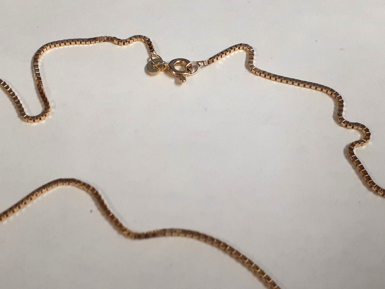 (RI4) 14k Yellow Gold Box Link Chain / Necklace (3.4 Grams) Size 18″