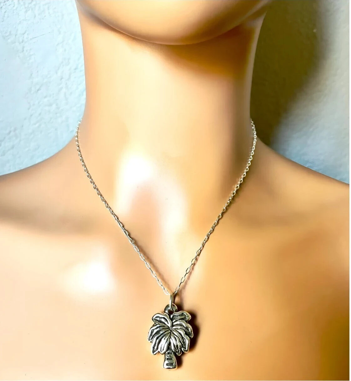 925 STERLING SILVER PALM TREE PENDANT LIGHTWEIGHT, CHAIN SOLD SEPARATELY 1507