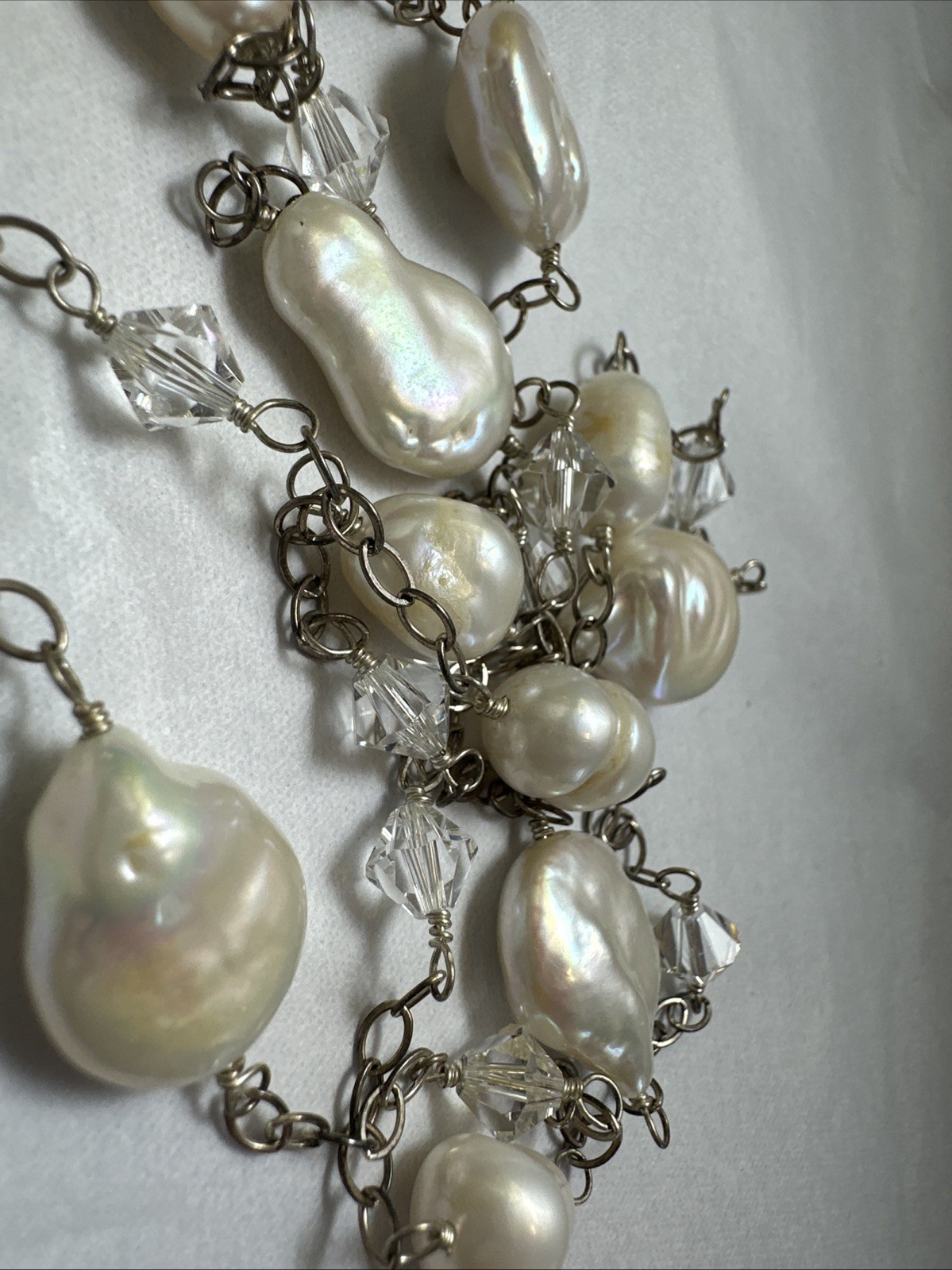 36 in.² silver pearl necklace