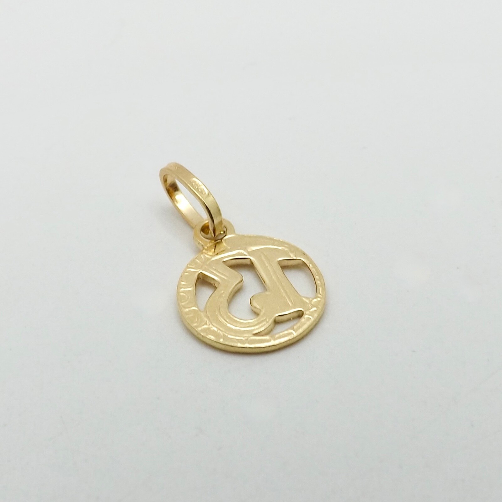 Solid 18k Gold Lucky 13 Number Thirteen Circle Charm Pendant Italy 750 New