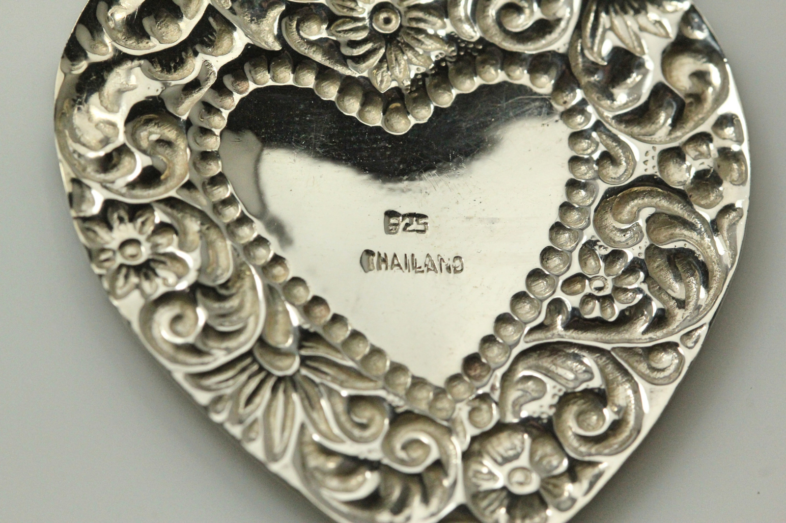 925 Sterling Silver Heart Shape Luggage Tag Pendant 12.5 Grams (PEN8142)