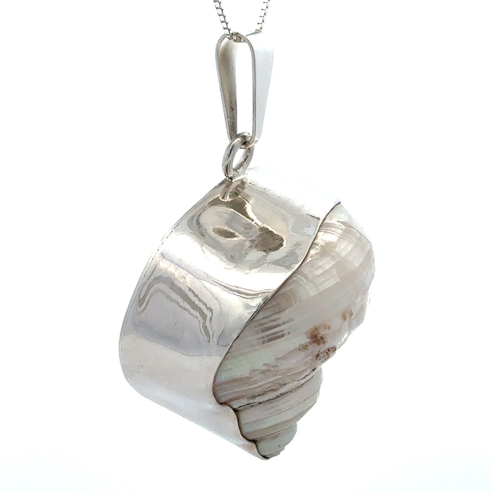 Sterling Silver Handmade Shell Pendant (1 3/8 x 2 1/8 Inch)