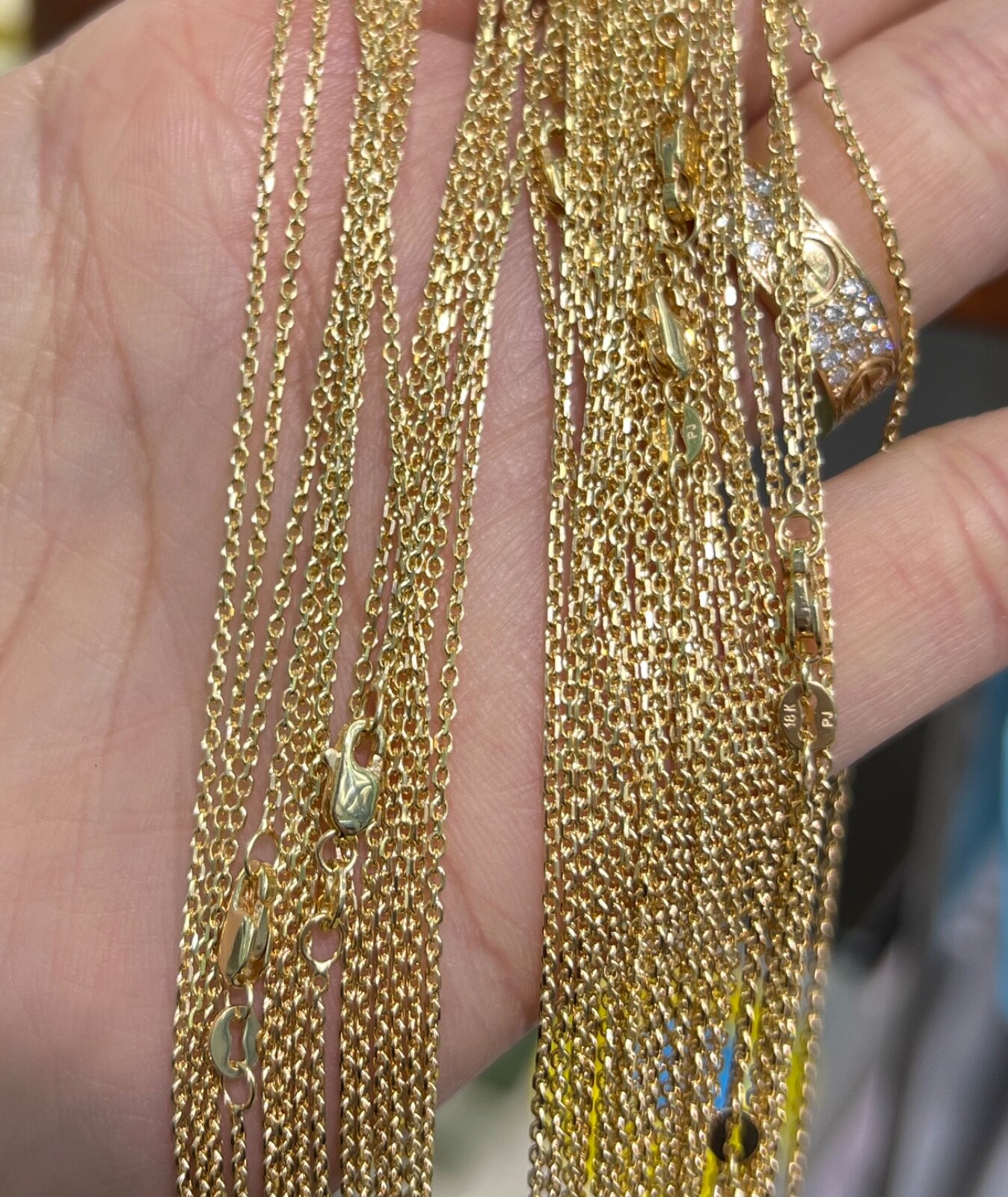 18k Solid Yellow Gold Small Anchor Chain Necklace for Unisex Kid Adult
