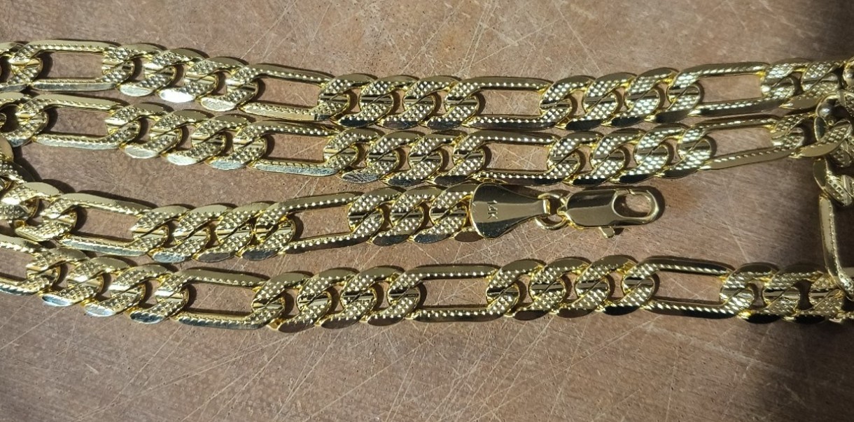 14k Gold Solid Figaro Link Necklace Chain 8mm Wide& 24″In Thick & Heavy 4l.98g