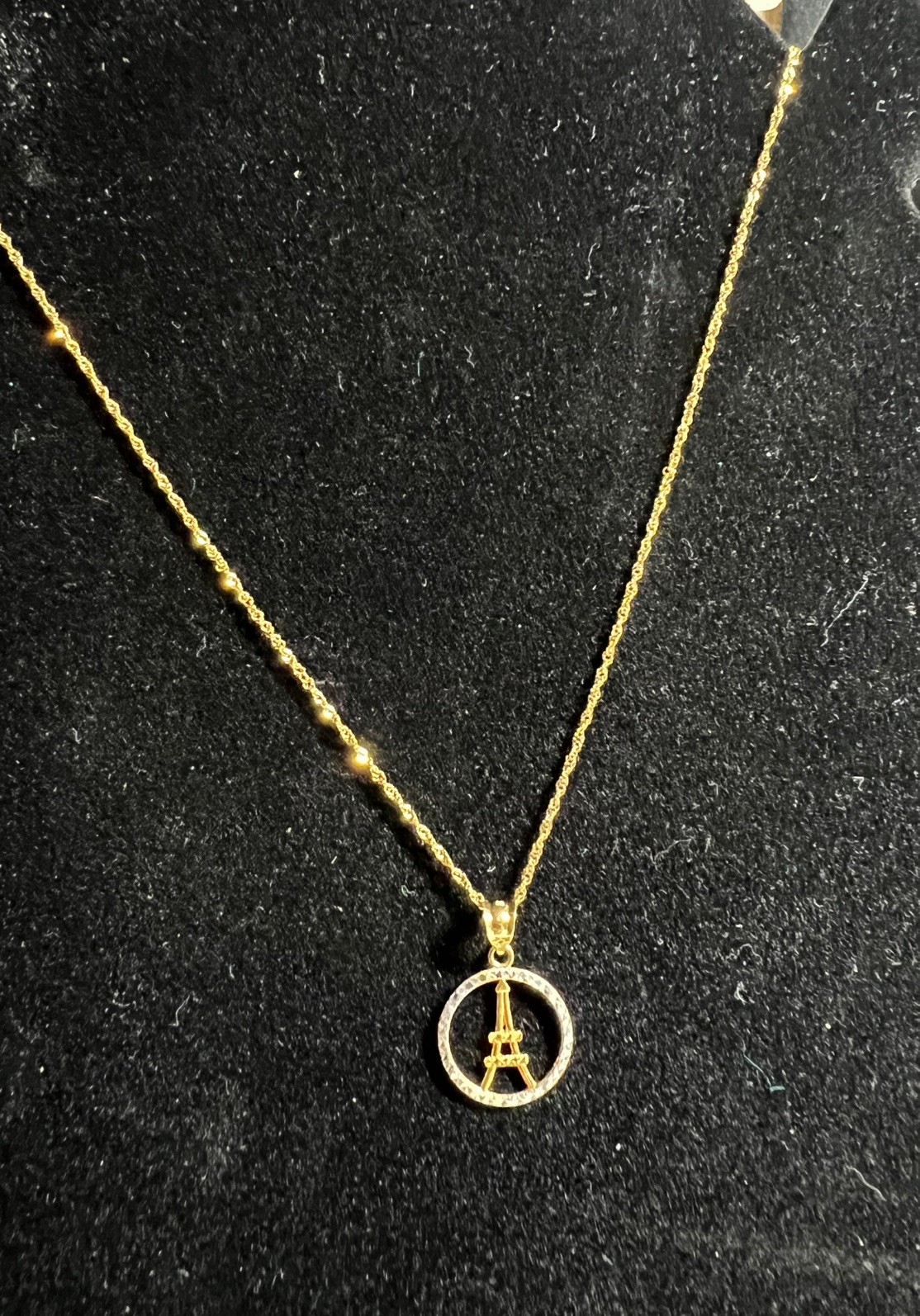 Genuine Solid 18k gold necklace with 2tone Eiffel tower pendant