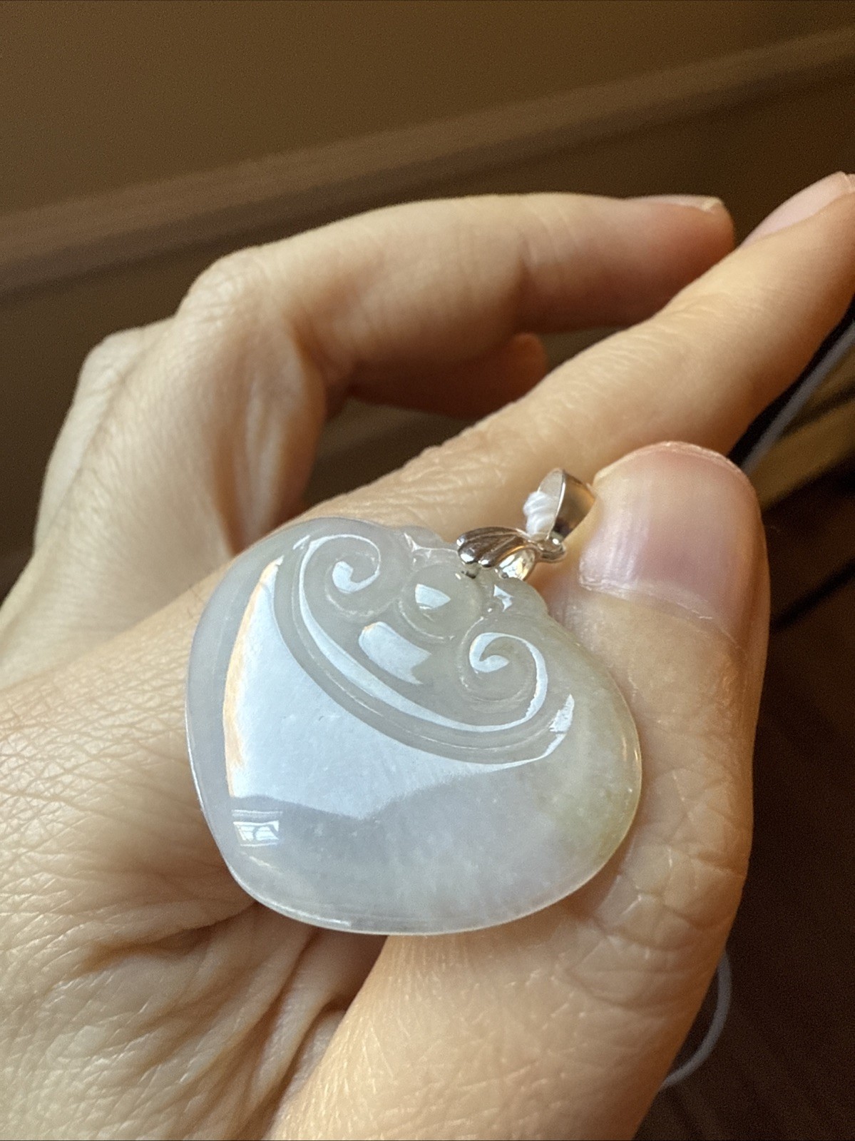 翡翠A貨 untreated Burma Myanmar Grade A Jadeite 老坑冰如意桃心 超冰 Certified S925