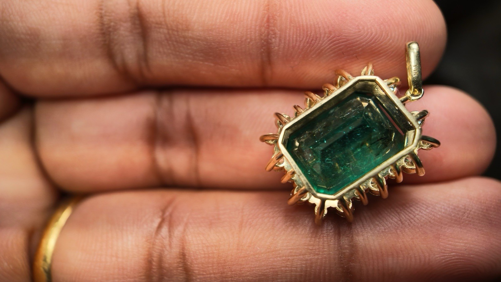 IGI Certified 10.17 Ct Natural Zambian Emerald 14K Gold Diamond Pendant