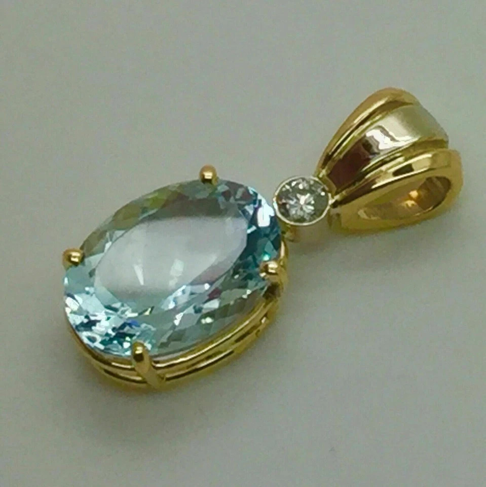 3.00 Ct Oval Cut Aquamarine & Diamond Solitaire Pendant 14K Yellow Gold Plated