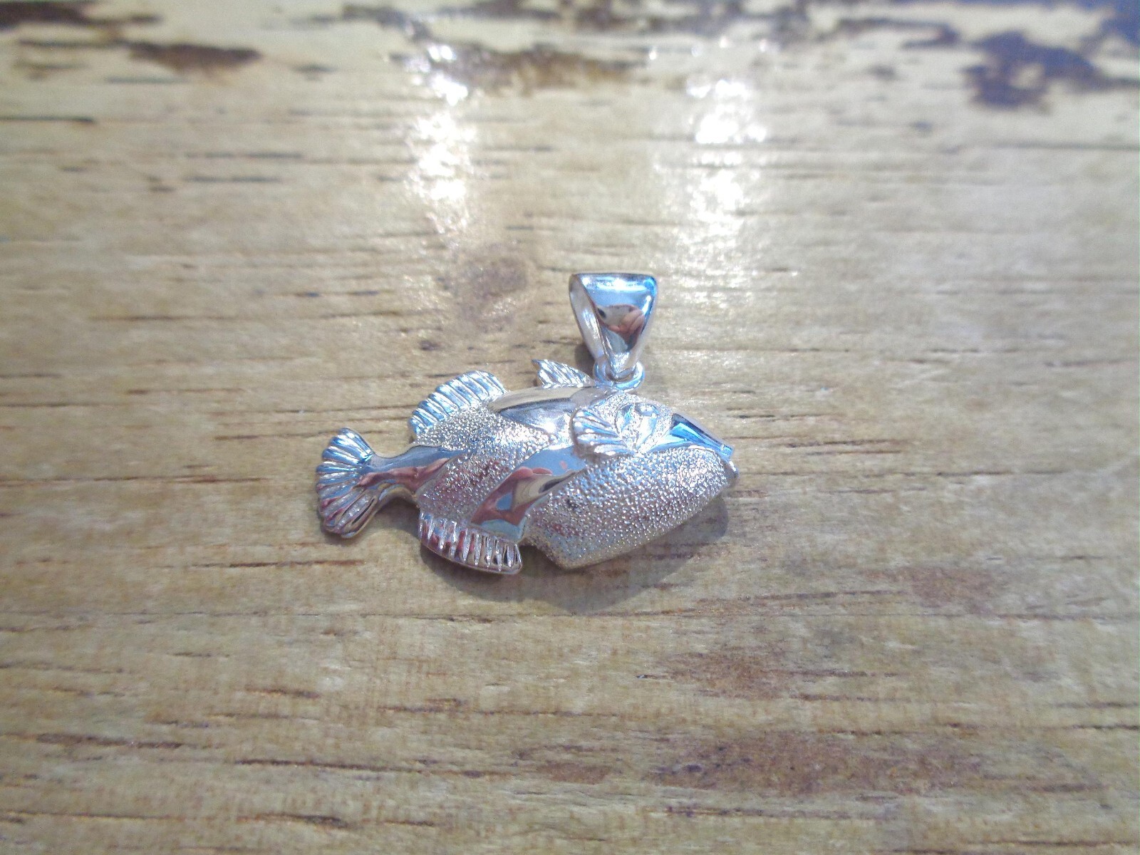26MM SOLID 925 STER SILVER HAWAIIAN HUMUHUMUNUKUNUKUAPUAA TRIGGER FISH PENDANT