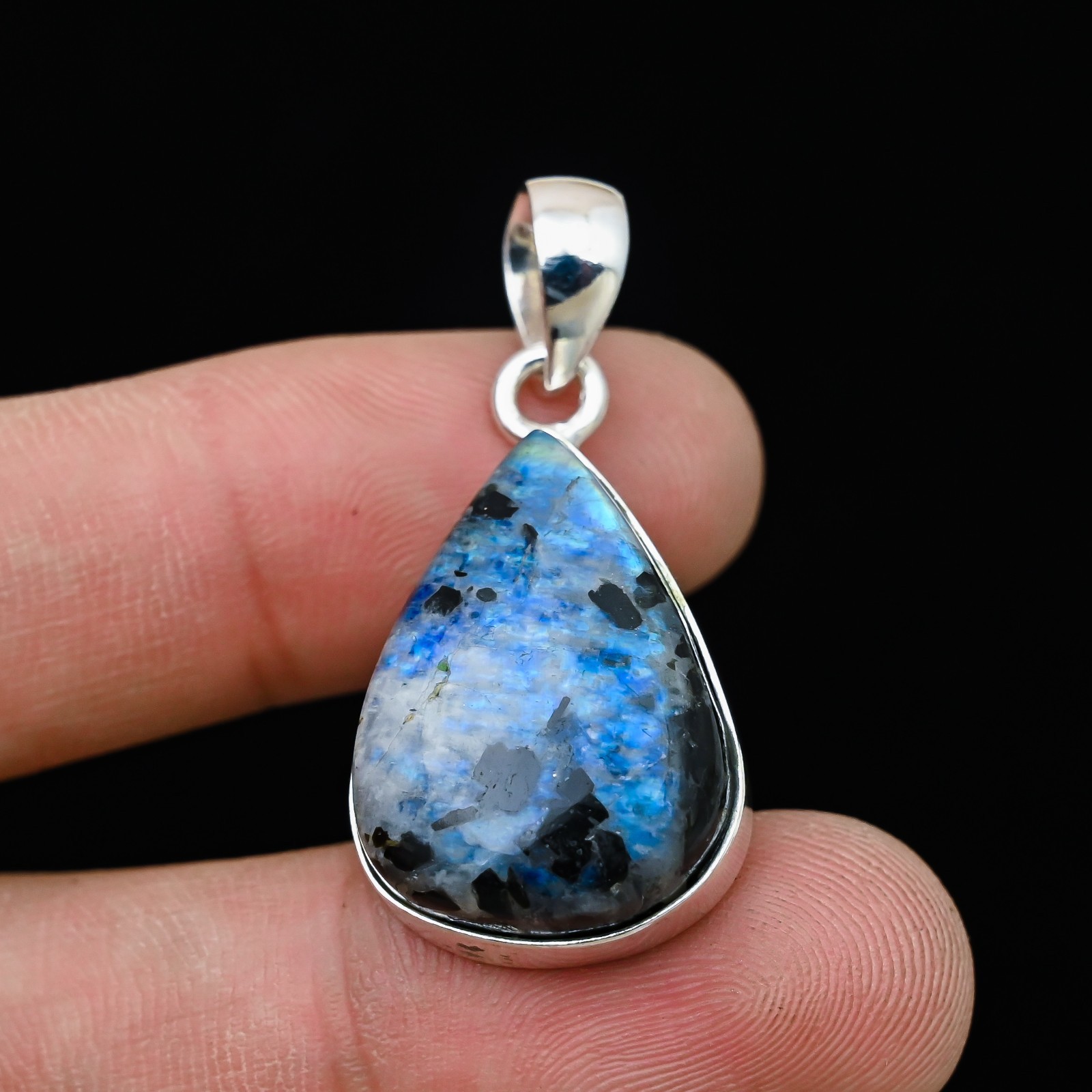 Rainbow Moonstone Gemstone 925 Sterling Silver Handmade Pendant Jewelry Gift For