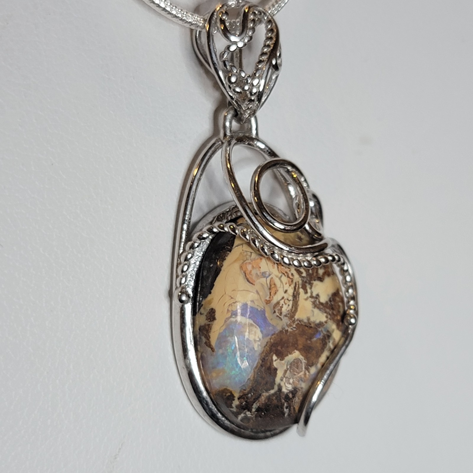 3ct. NATURAL SOLID AUSTRALIAN COOBER PEDY OPAL STERLING SILVER PENDANT & CHAIN