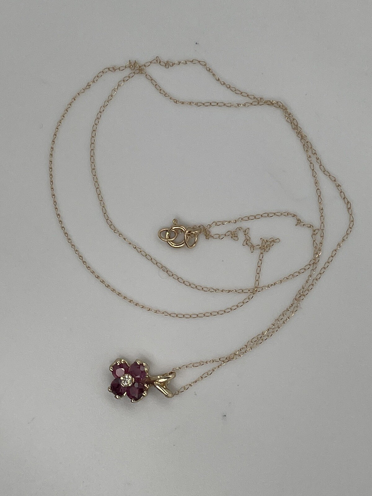 14k Yellow Gold .40 Ct Ruby & Diamond Acc Pendant Necklace 16” cable chain, 1 Gr