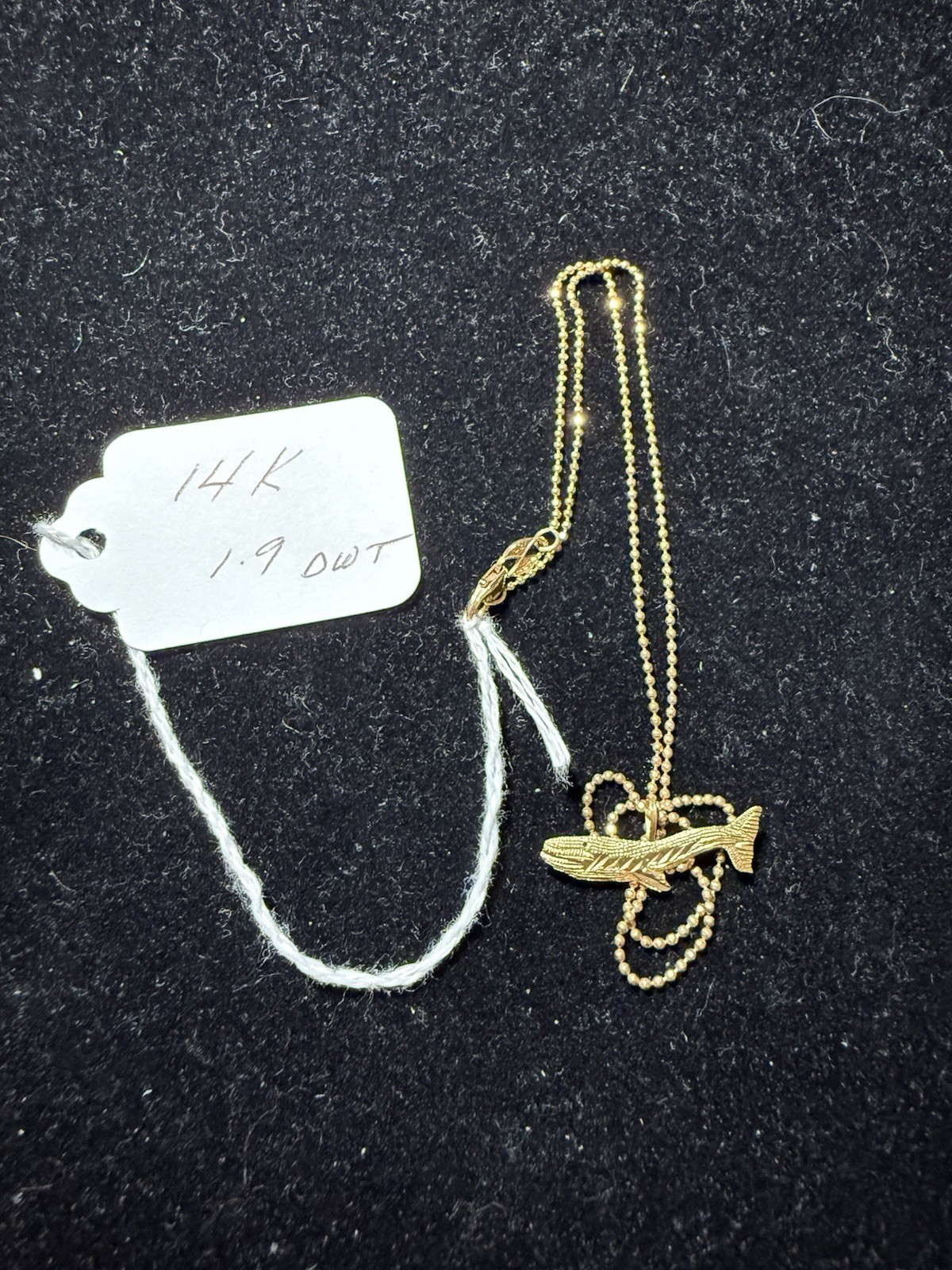 14K 1.9 DWT Yellow Gold Ball Shape Necklace with Whale Pendent