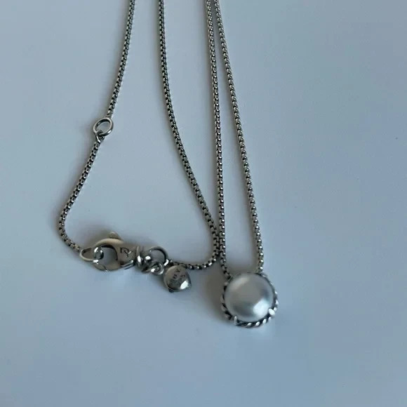 David Yurman Chatelaine Pendant Necklace Pearl 16″ – 17″ long with extension