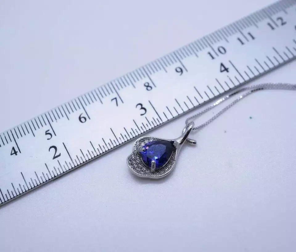 1.50Ct Pear Cut Blue Tanzanite Leaf Pendant 14K White Gold Finish Free Chain
