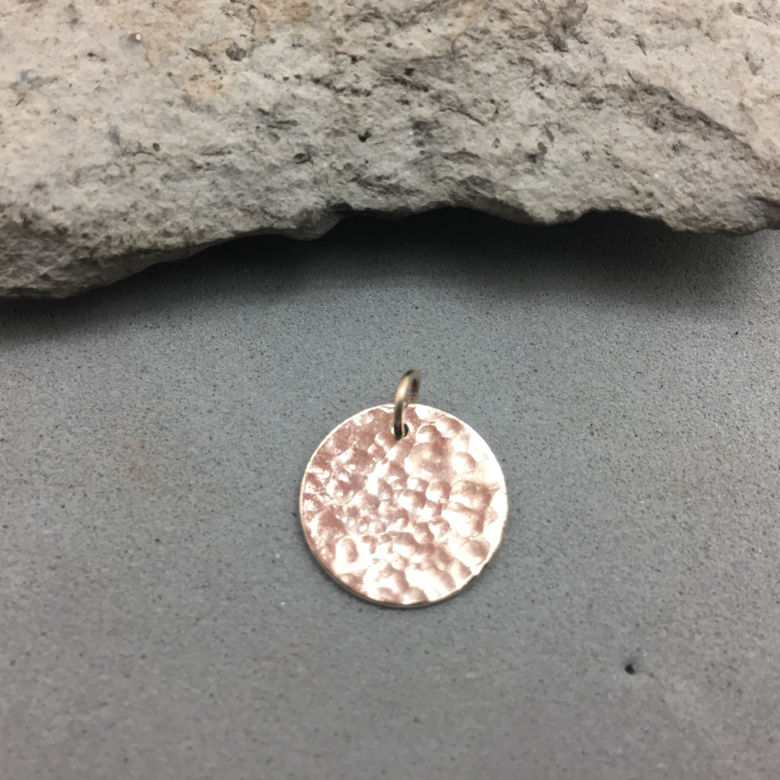 10k Gold Disc Round Hammered Finish Pendant 14mm 1.2 Gram No Chain Minimalist