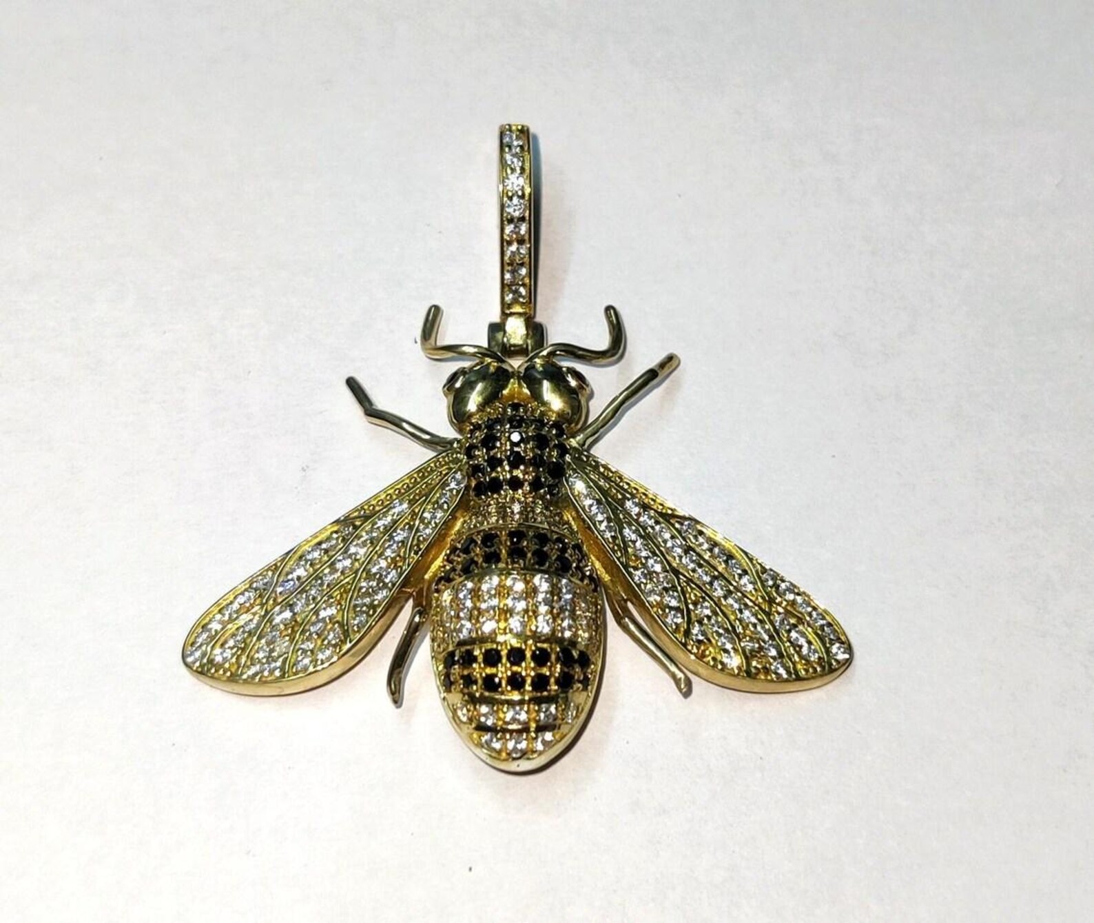 Honey Bee Pendant VVS1 Passing Moissanite 3Ct Round Cut 14K Yellow Gold Plated