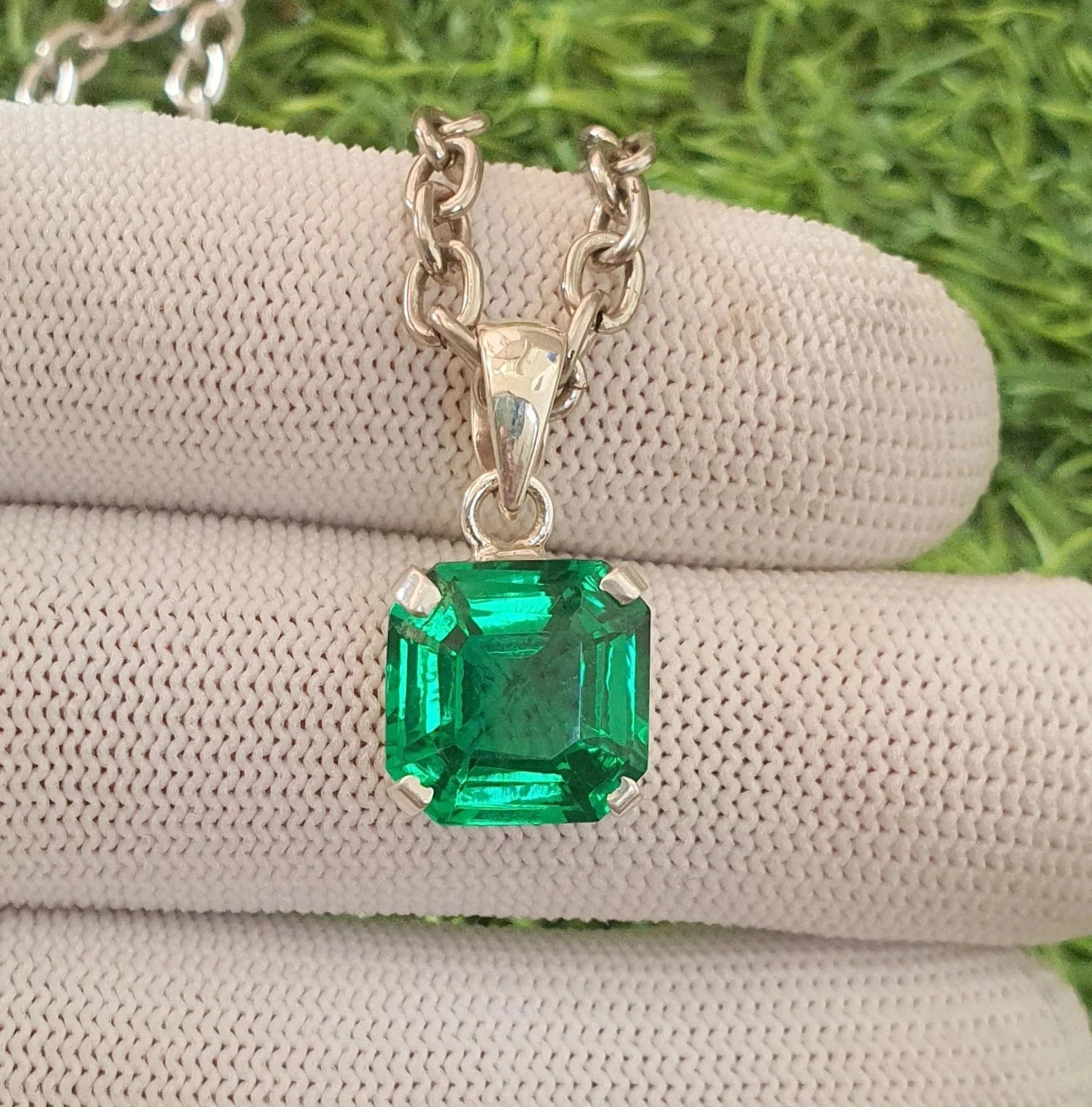 Certified 24.80 Ct Natural Emerald 925 Solid Silver Asscher Cut Pendant Gemstone