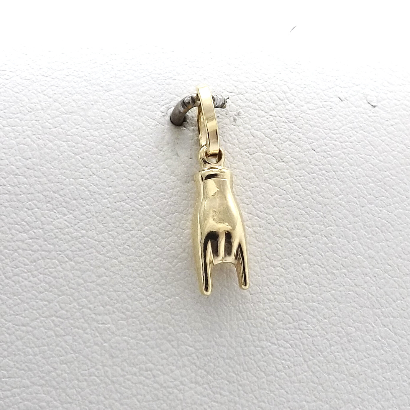 Solid 18k Gold Figa Hand Malocchio Charm Pendant Ward off Evil Italy 750 New