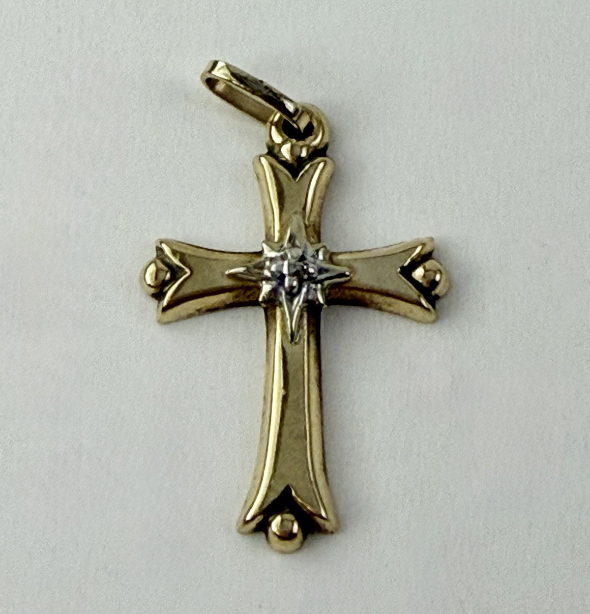 Vintage 10K Gold Cross Pendant Yellow White Gold Starburst Estate JCM 25mm