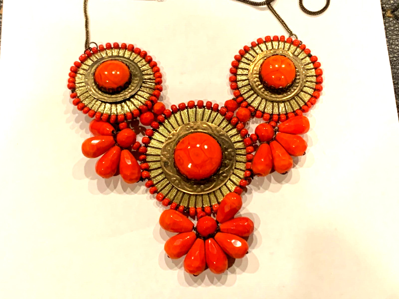 VERY BEAUTIFUL ORANG ART GLASS & SPETIAL METAL WORK NECKLACE