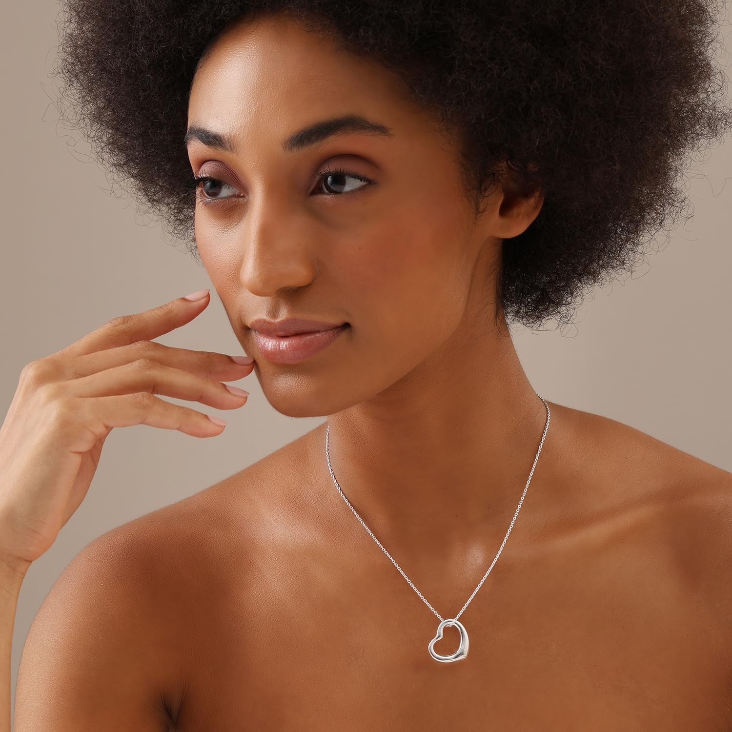 925 Sterling Silver Lightweight Pendant Necklace 18″ Chain for Women & Teens
