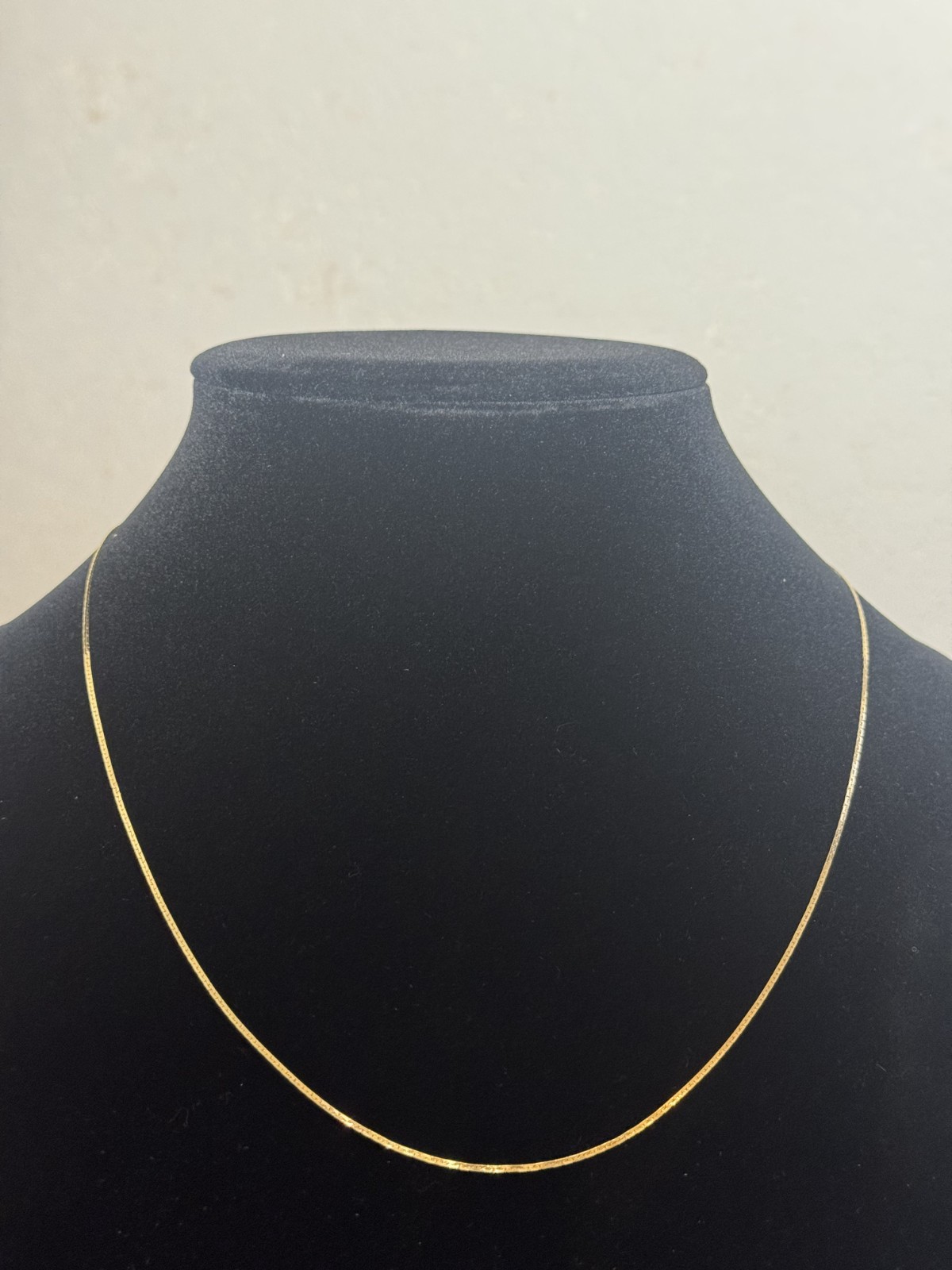 14K Yellow Gold Thin Snake Serpentine Chain Necklace 20 Inch Delicate Minimalist