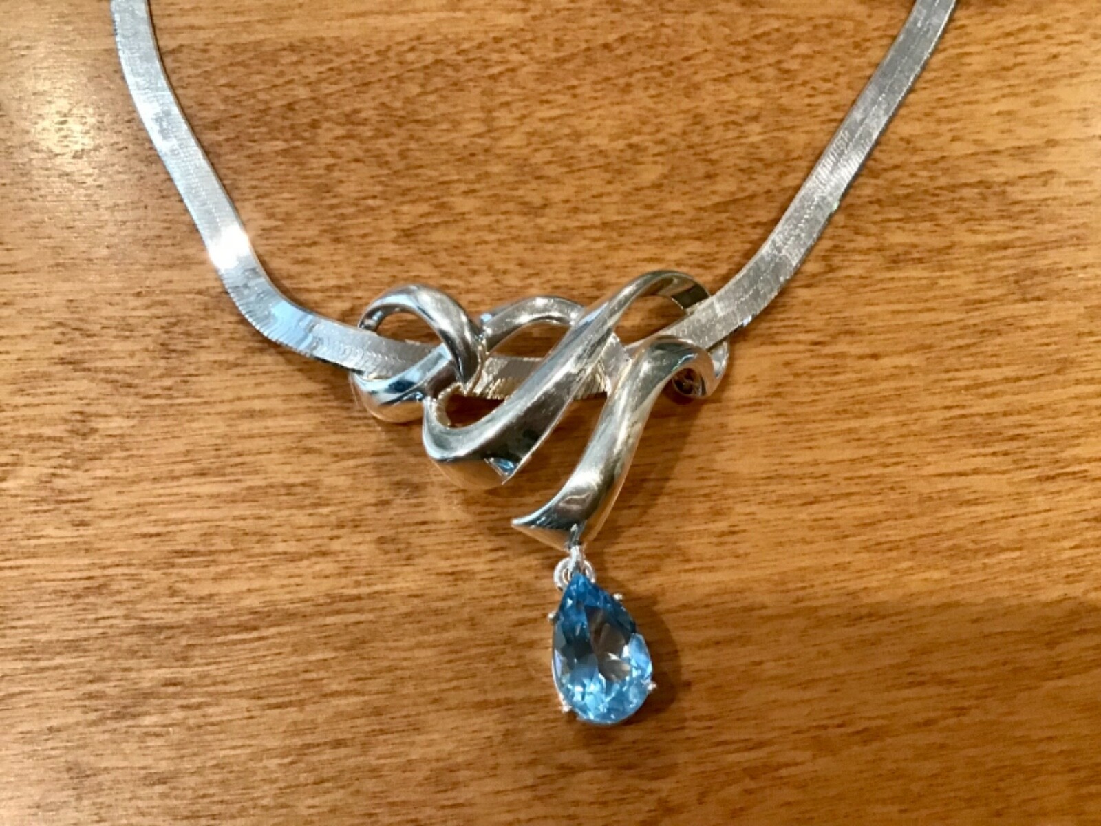 STUNNING UTC SIGNED 925 PENDANT BLUE TOPAZ 925 ITALY 18” SNAKE NECKLACE LOBSTER