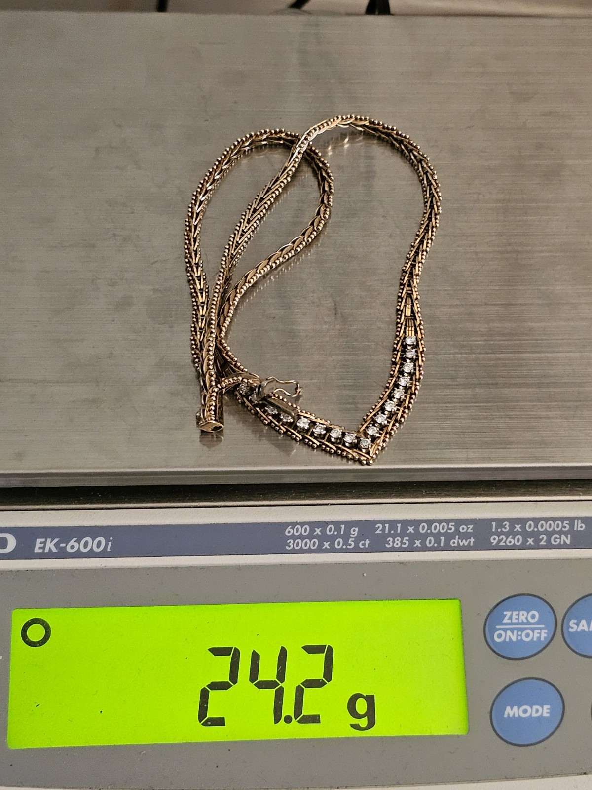 VINTACE 14KT Y/G 14KT DIAMOND V NECKLACE W 17 3PT DIAMONDS 16″ – 24 GRAMS