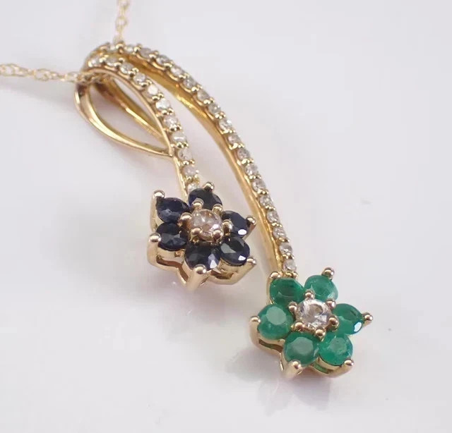 2Ct Round Cut Lab-Created Diamond Women’s Flower Pendant 14K Yellow Gold Plated