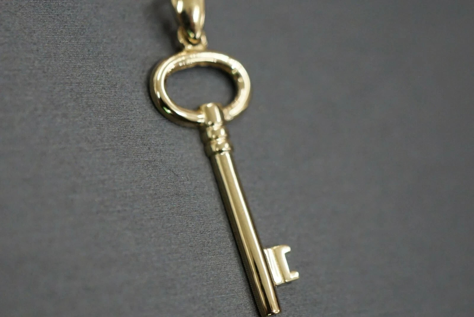 Small Tiny Real 14K Yellow Gold Key Pendant Charm Men Women Girls Boys