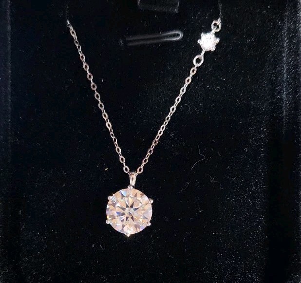 Princess Necklace Moissanite, Round, 4.00 ct, Eye Clean, Excellent Cut