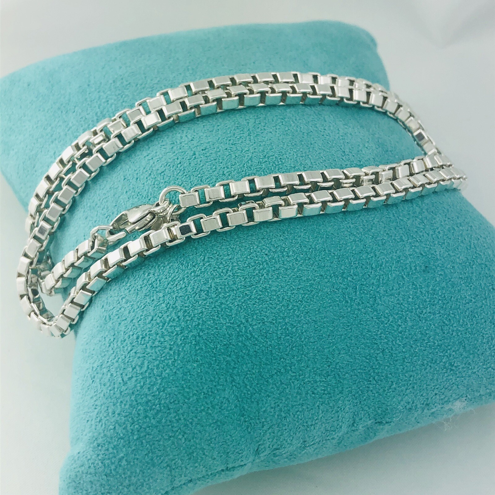24″ Tiffany & Co Mens Unisex Venetian Box Link Necklace in Sterling Silver