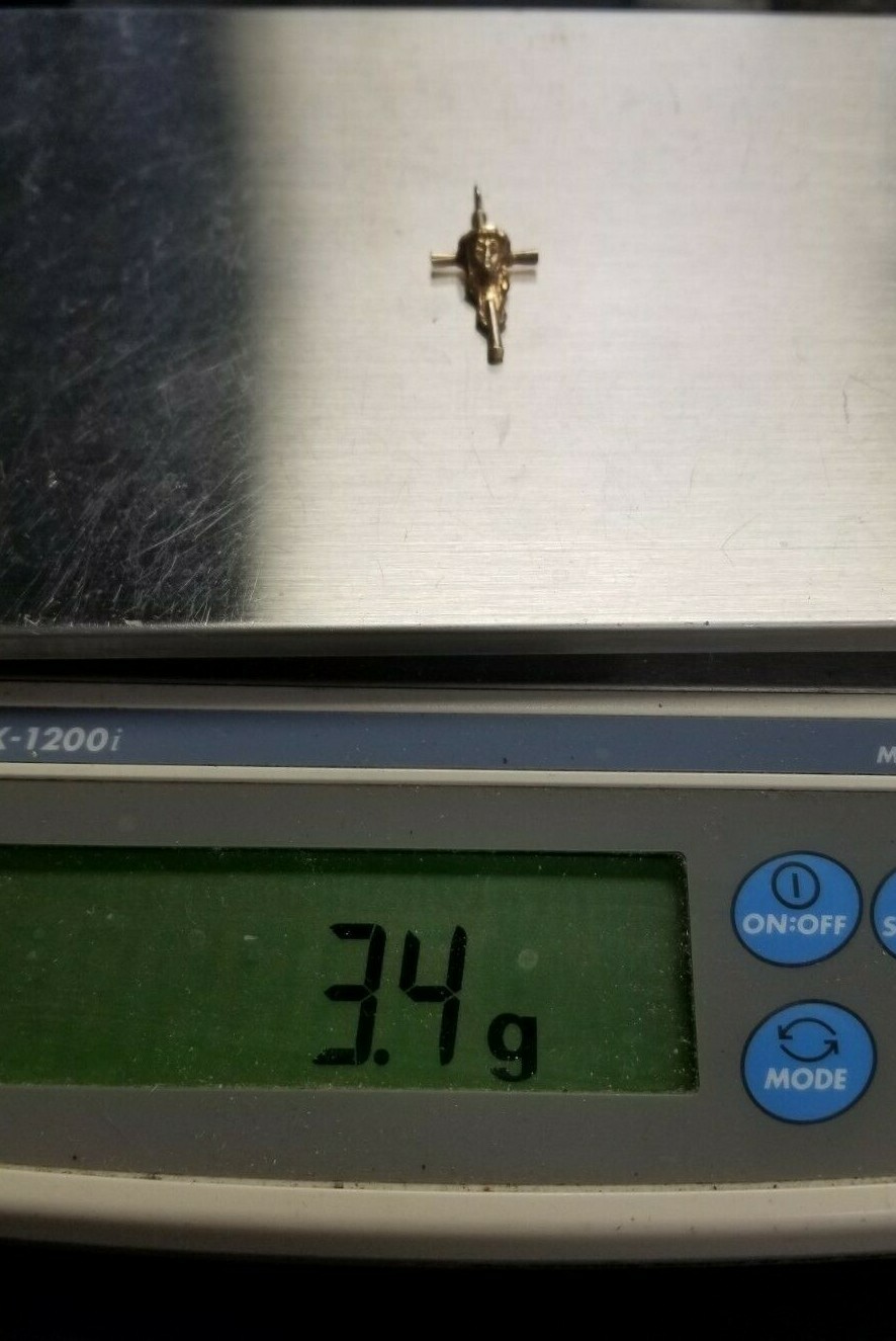 14 KT GOLD RELIGOUS CHARM CROSS JESUS 3.4 GRAMS