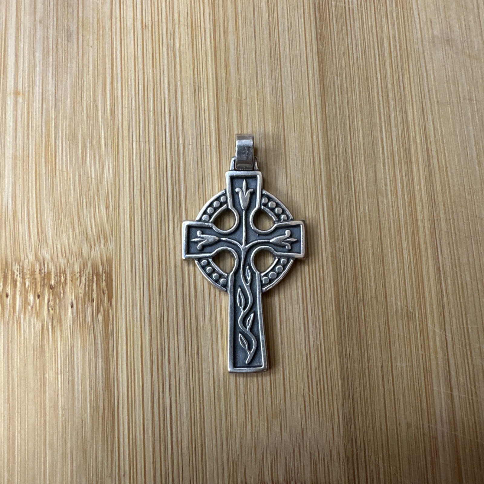 Retired Sterling Silver James Avery Large Celtic Cross Pendant With Lily 11g