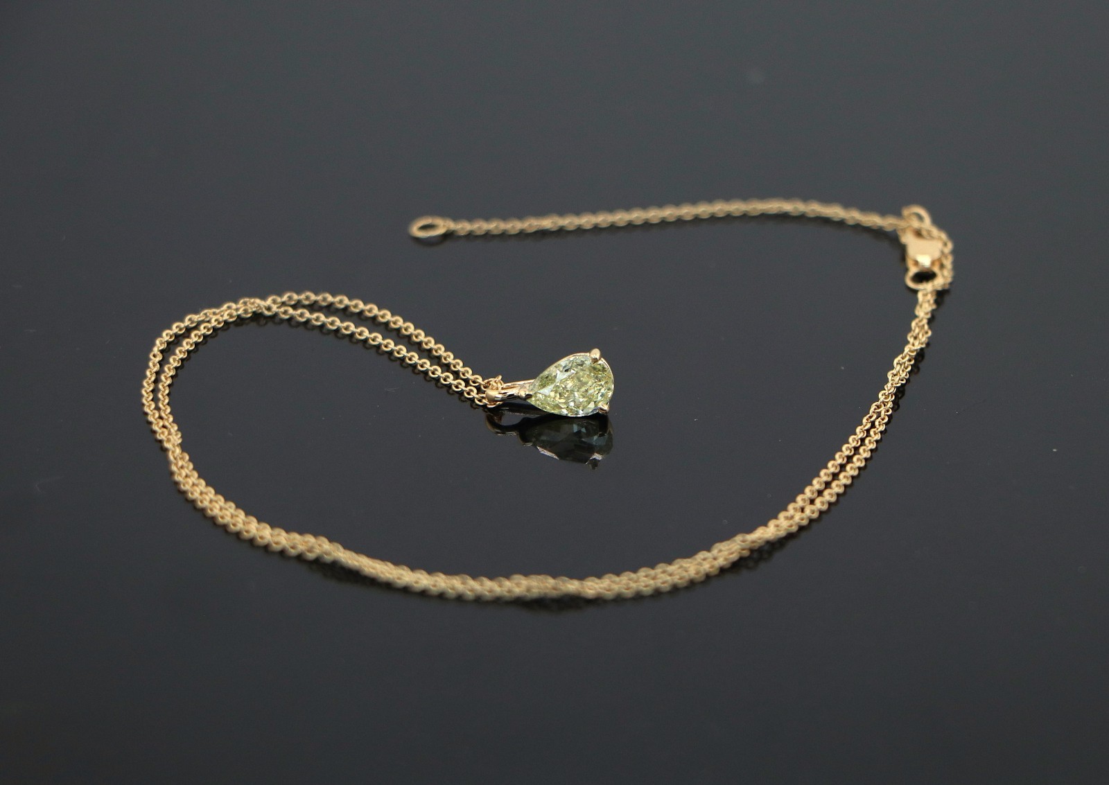 $11500 18k Yellow Gold GIA 1.17 Fancy Light Yellow Pear Diamond Pendant Necklace