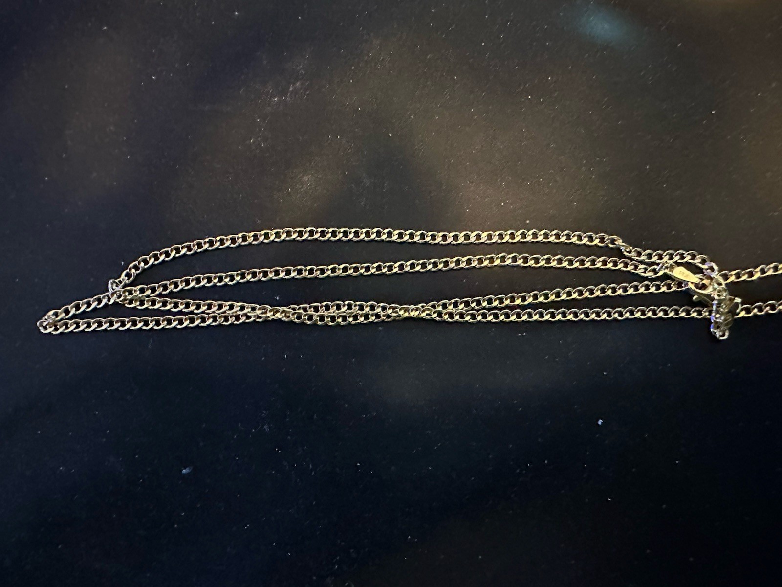 Beautiful 20 Inch Cuban Necklace 14kt