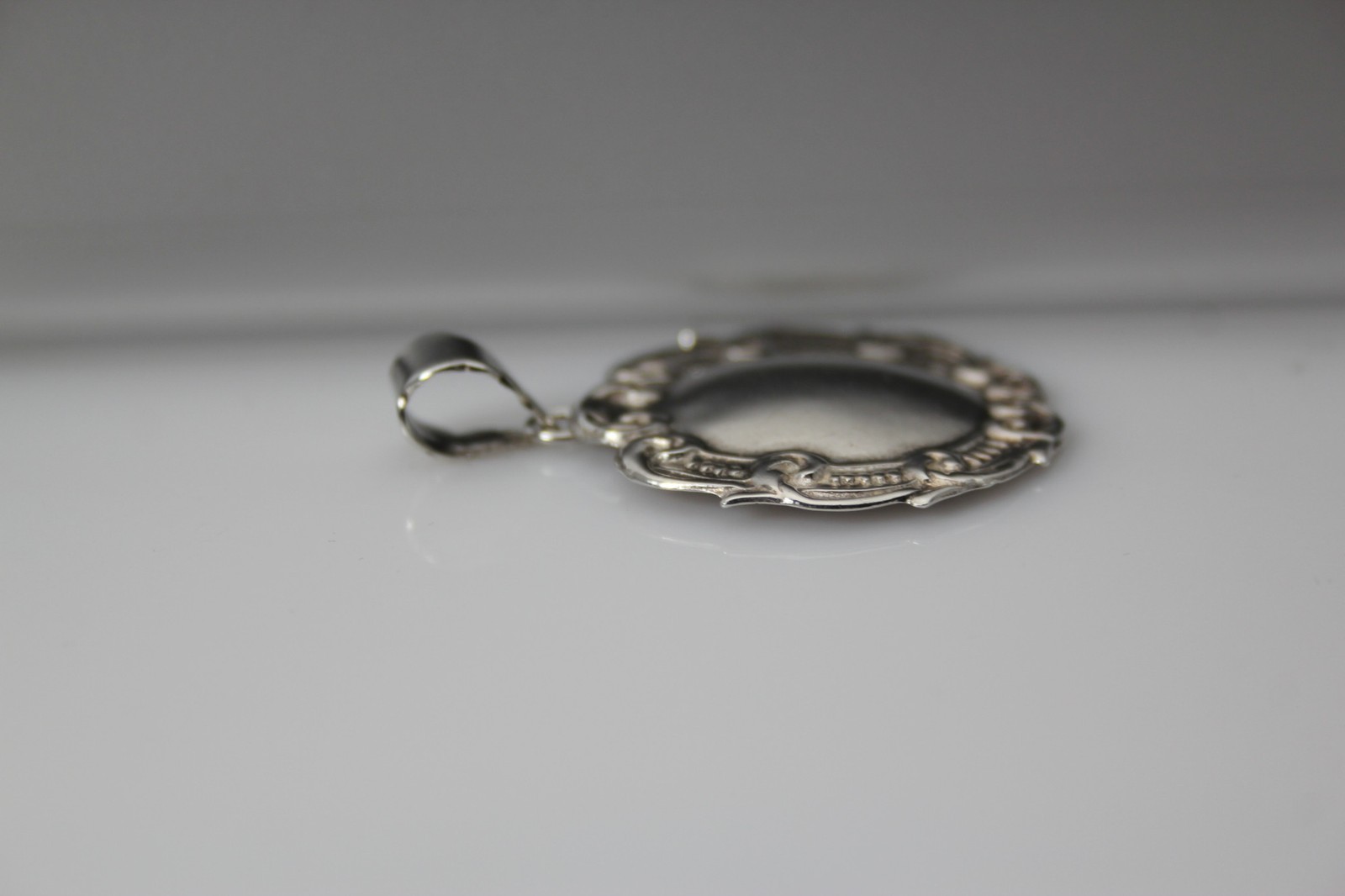 925 Sterling Silver Luggage Tag Pendant 3.5 Grams (PEN10238)
