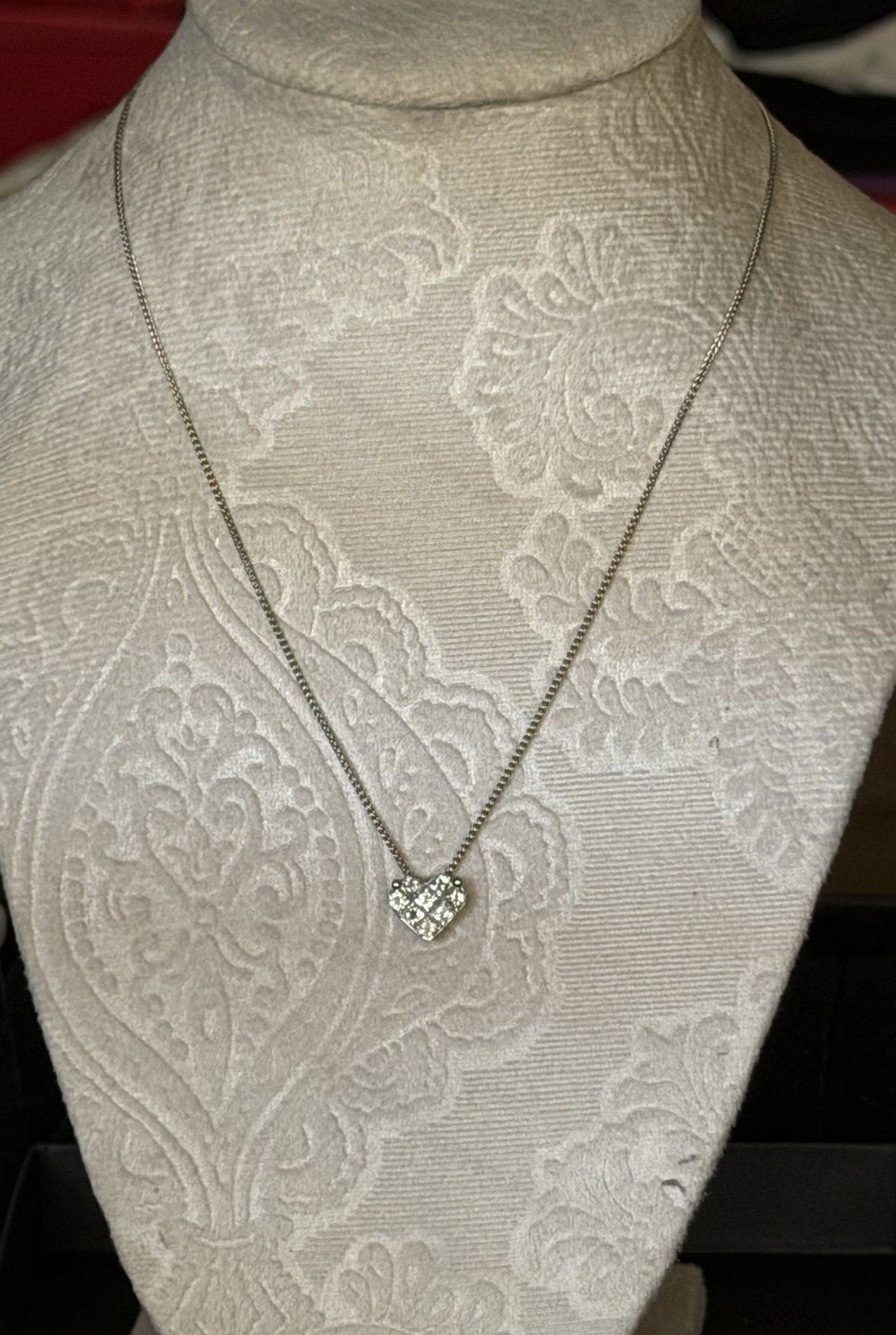 14K White Gold 1.00 CTW Invisible Set Diamond Heart Pendant Necklace VS2/I