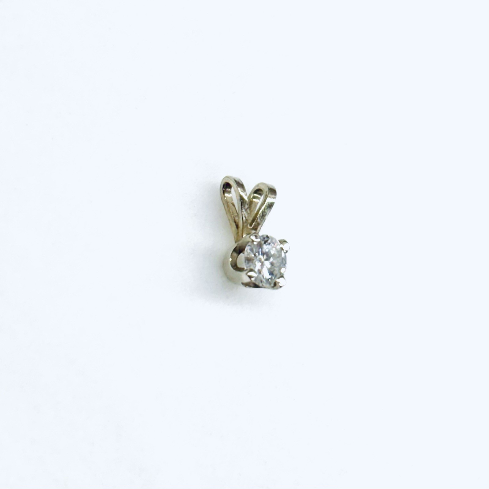 0.20 Ct 14k White Gold Round Cut Natural Diamond Drop Solitaire Pendant Charm