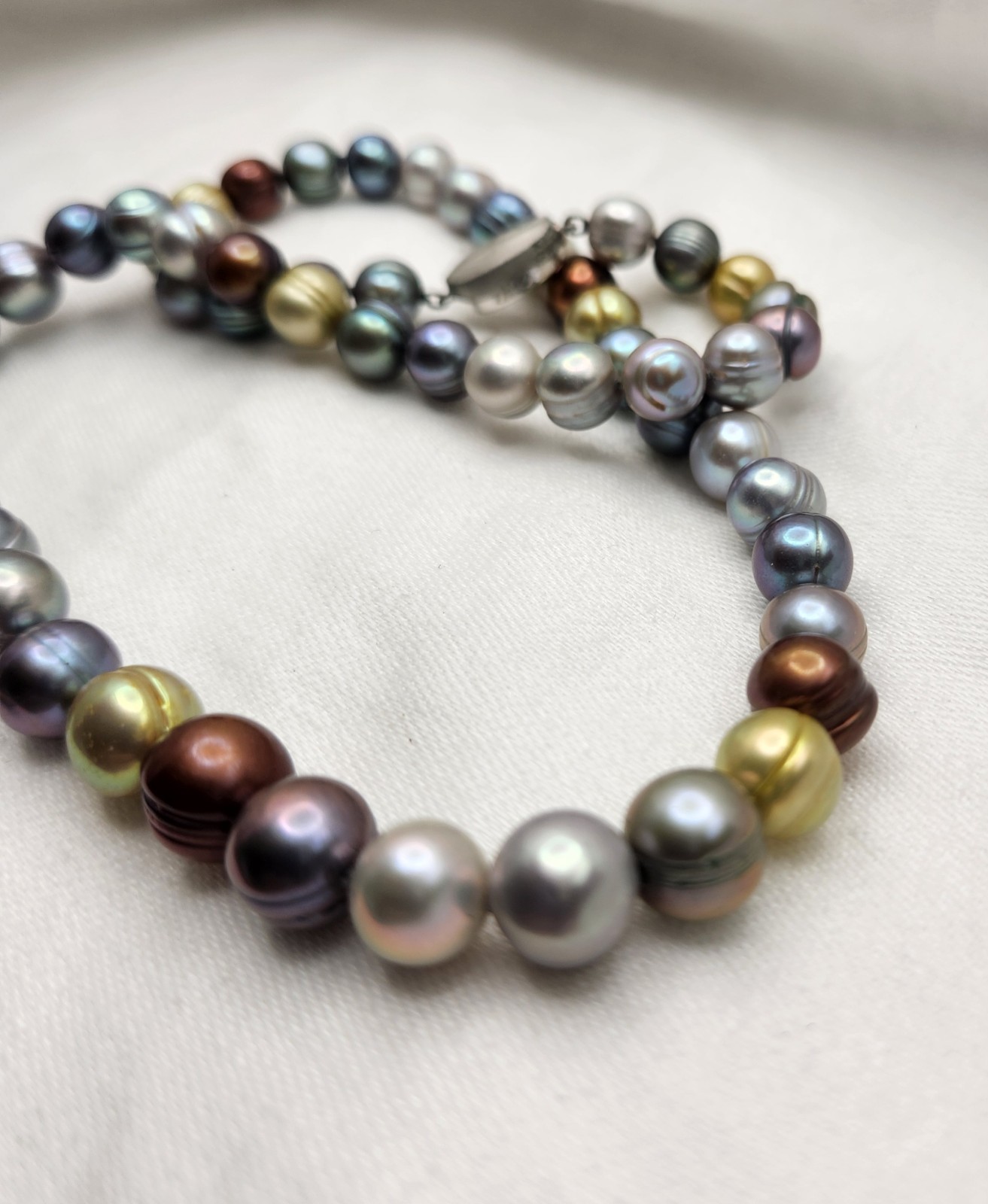 Honora Multicolor Round Pearl Beaded Strand Necklace Signed 925 Box Clasp 18″
