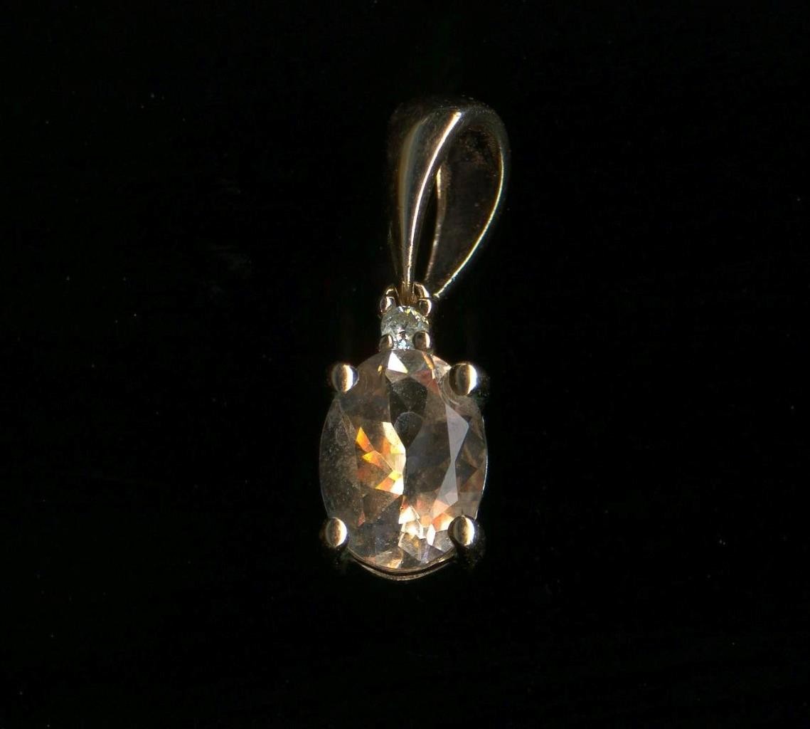 10K Fine Solid Rose Gold 8mm Oval Clear Quartz & Natural Diamond Pendant -CL
