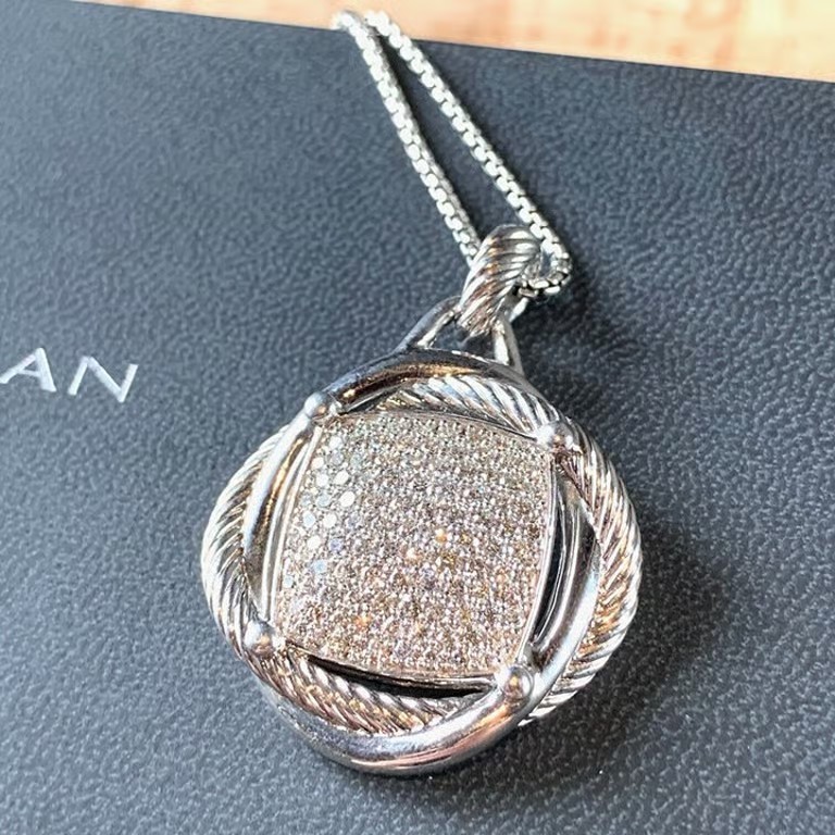 David Yurman Sterling Silver Pave Diamond Infinity Necklace 32mm