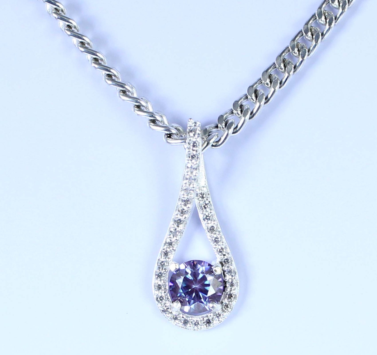 1.14 Ct Purple Diamond Solitaire 6 x 6 mm Round Brilliant Cut Certified Pendant