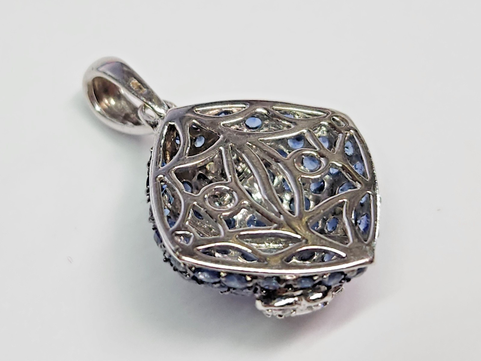 GORGEOUS 14kw Cushion Pave’ Blue Sapphire & Diamond Butterfly Accent Pendant