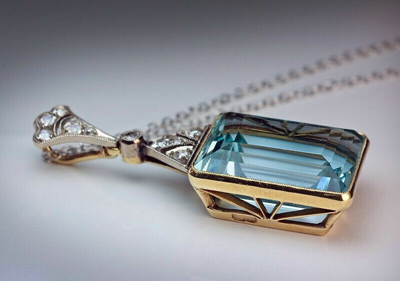 4Ct Emerald Cut Aquamarine Solitaire Pendant 14K Yellow Gold Finish Free Chain