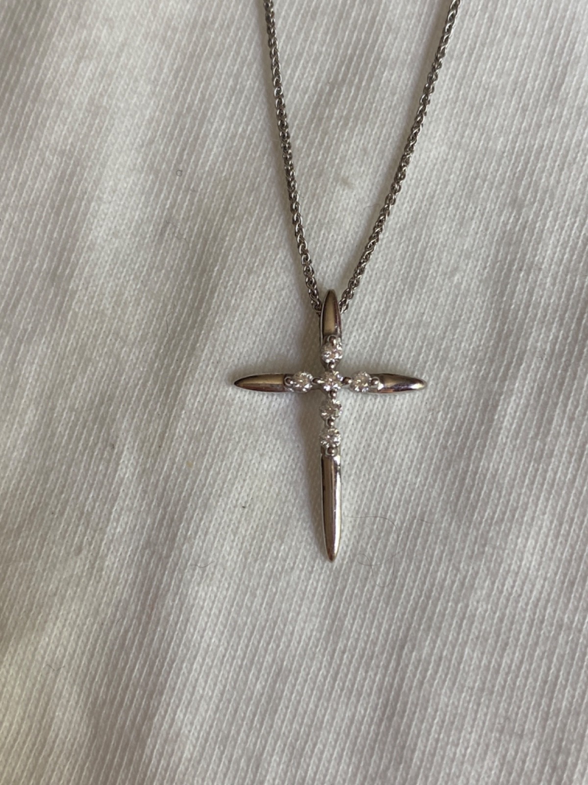 14k white gold diamond cross necklace 18 inch spiga wheat chain lobster clasp