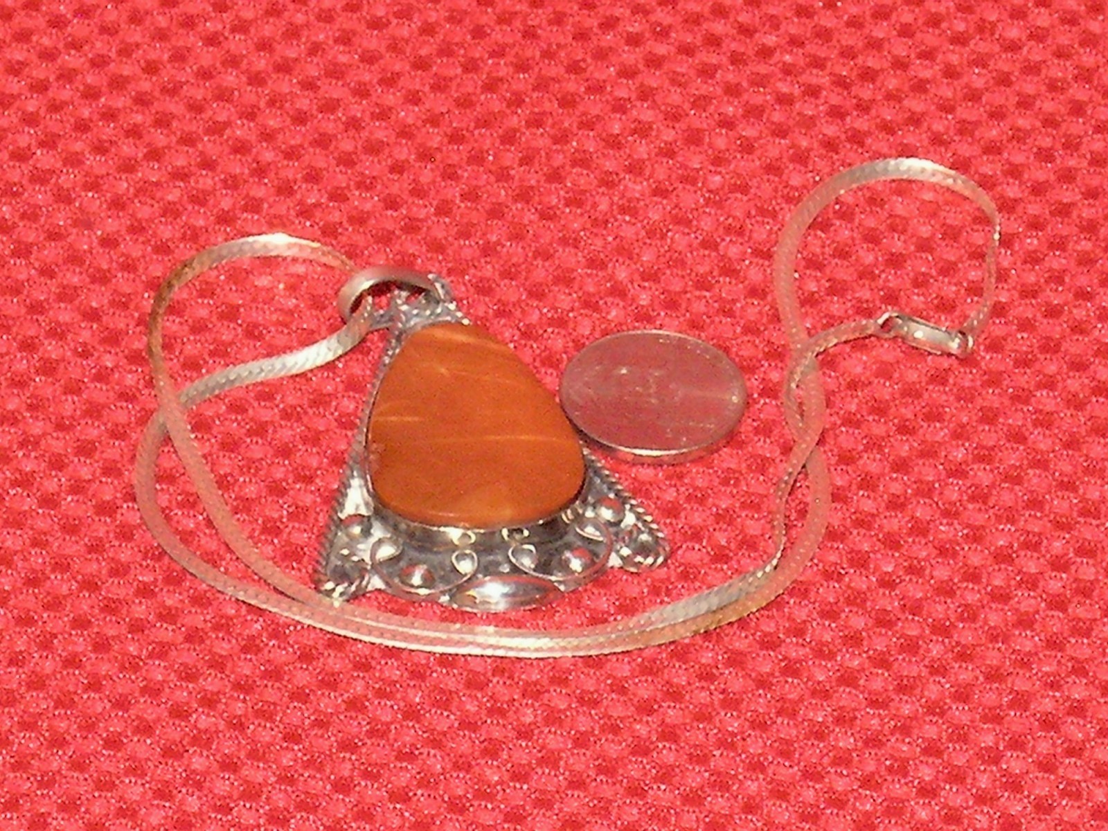 925 Sterling Brown Stone Pendant Necklace In Very Good Condition